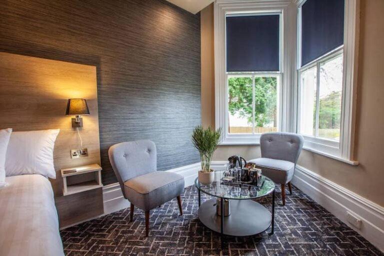 No5 Durley Road - Contemporary Serviced Rooms And Suites Bournemouth Eksteriør billede